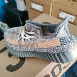 Meet your Posher, Manuel